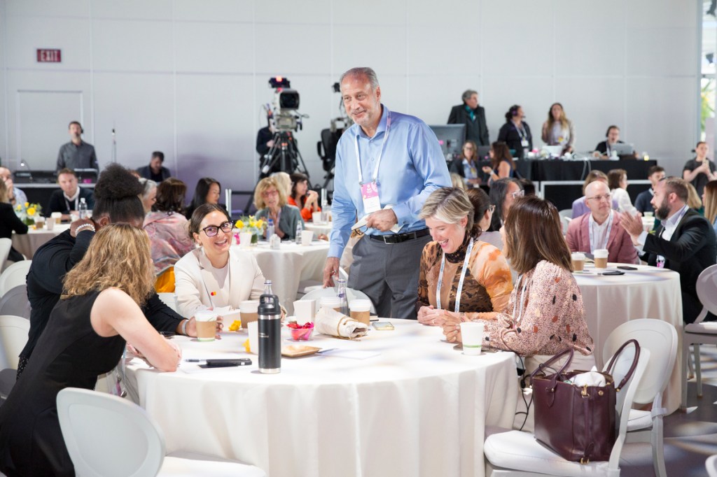 attendees networking at the Skift Meetings Forum